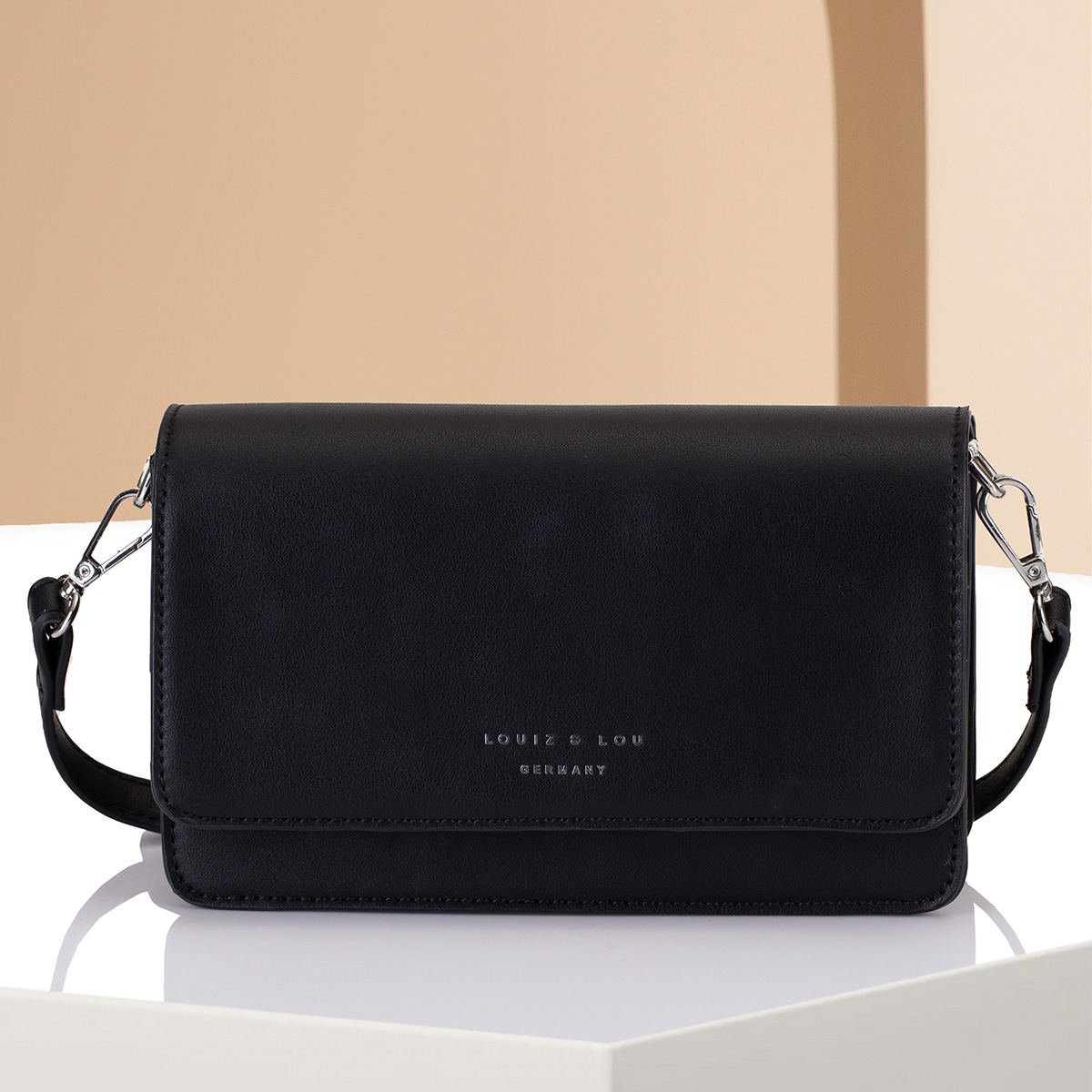 Überschlagtasche Abendtasche Clutch Lara von Louiz&Lou in schwarz - 2840-60